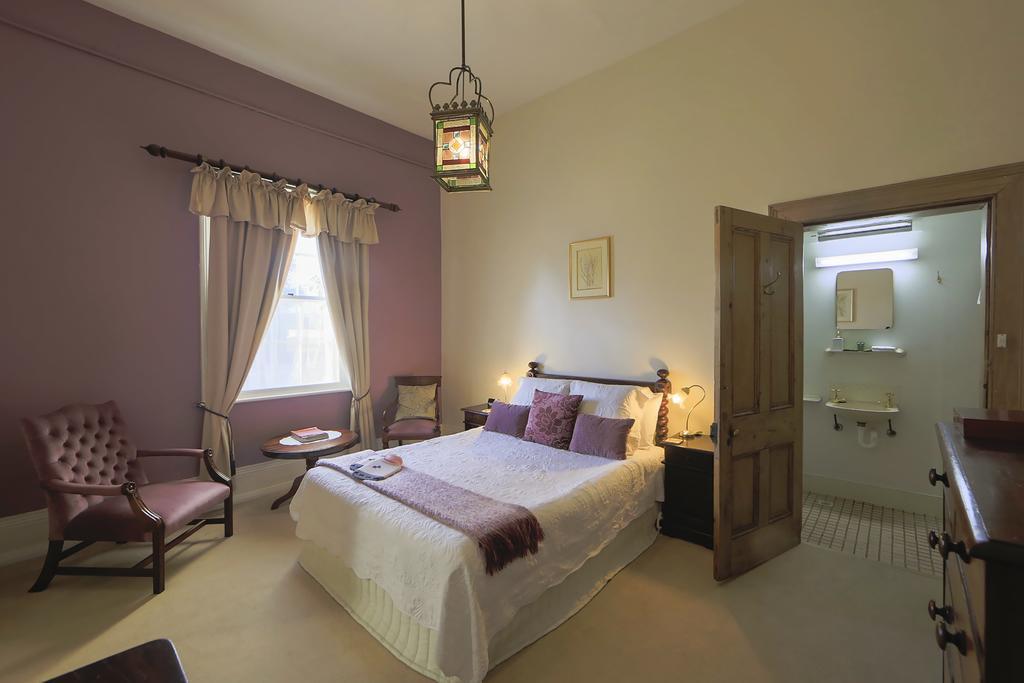The Racecourse Inn Longford Exteriér fotografie