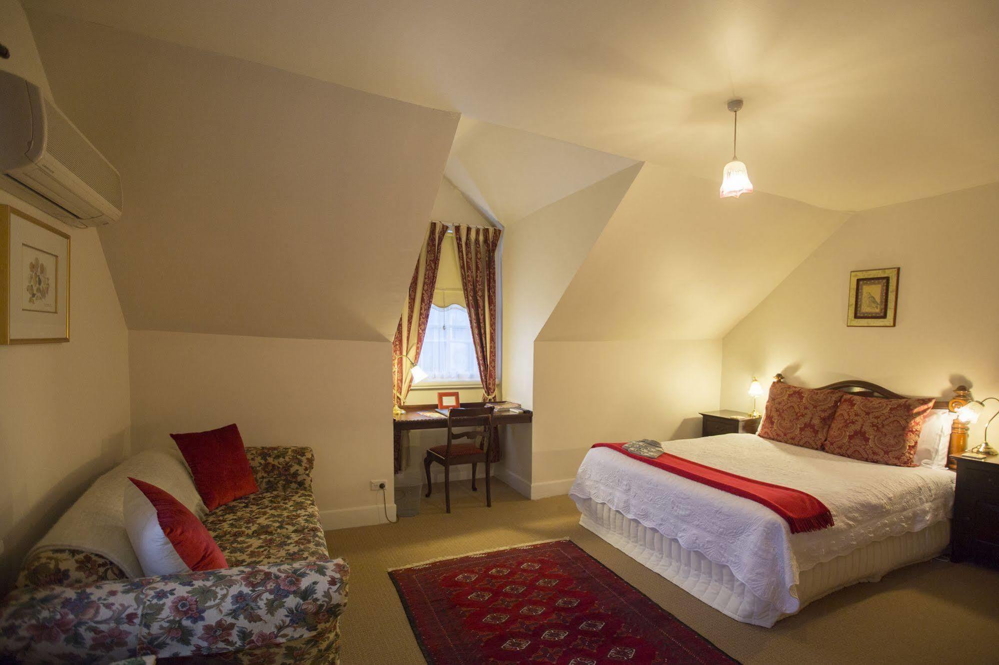 The Racecourse Inn Longford Exteriér fotografie
